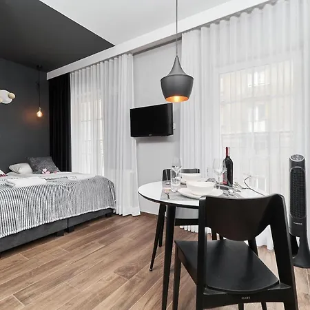 Апартаменти Stawowa By Renters Вроцлав