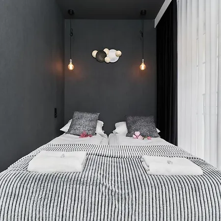 Апартаменти Stawowa By Renters *